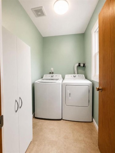 10542 98Th Avenue, Grande Cache, AB 