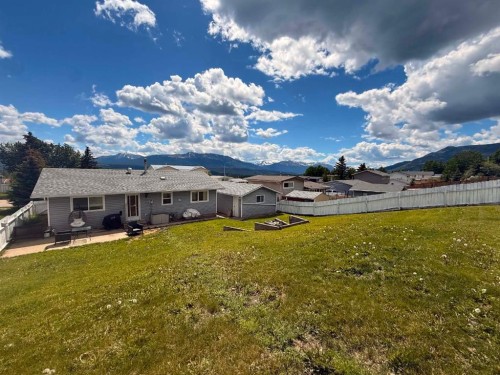 10542 98Th Avenue, Grande Cache, AB 