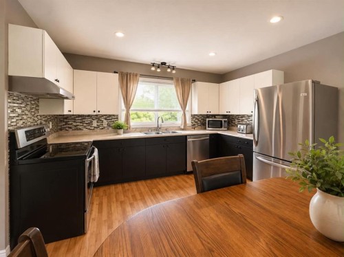 10542 98Th Avenue, Grande Cache, AB 