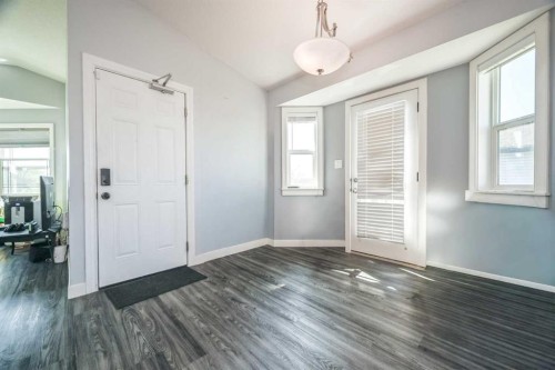 7018 90 Street, Grande Prairie, AB - Indoor Photo Showing Other Room