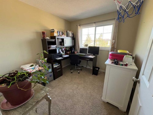 8905 107 Avenue, Peace River, AB 