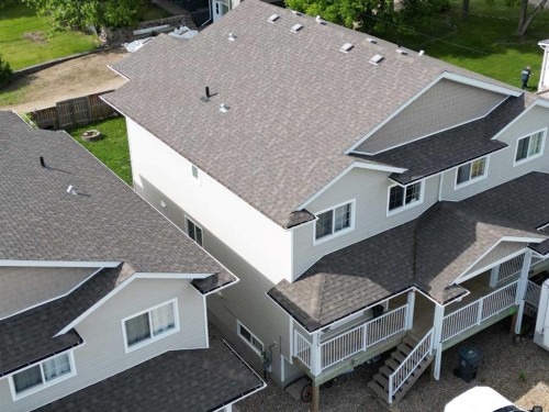8905 107 Avenue, Peace River, AB 