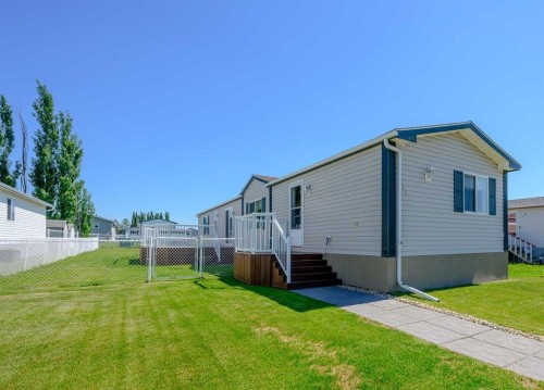 524 Stewart Street  Rural Grande Prairie No. 1, County Of, AB T8W 5K5