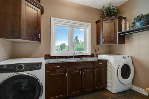 1130 Redlow Drive, Beaverlodge, AB 