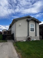 9014 89 Avenue Grande Prairie, AB T8X 0C4