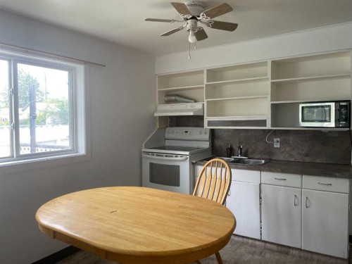11020 104 Ave., Fairview, AB 