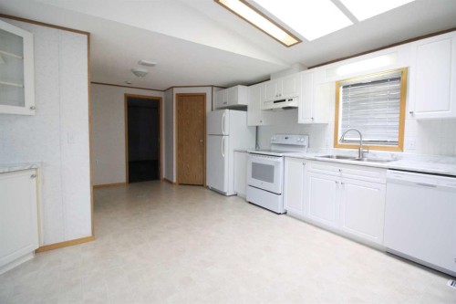 9 Driftwood Drive, High Level, AB 