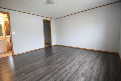 9 Driftwood Drive, High Level, AB 