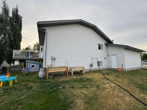 806 Cherry Crescent, Beaverlodge, AB - Outdoor With Exterior
