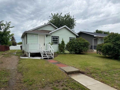4911 53 Avenue, Grimshaw, AB 