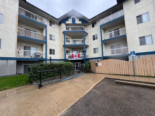 313-10405 99 Avenue  Grande Prairie, AB T8V 6Z3