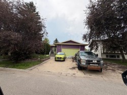 6409 94A Street Grande Prairie, AB T8W 1B8