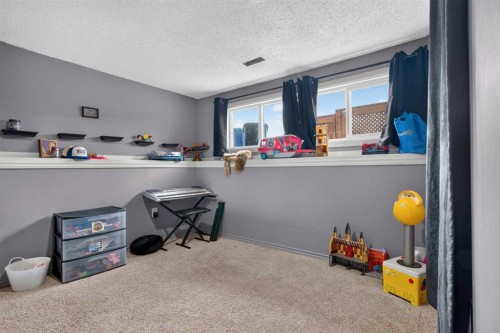 10004-93 Ave, Wembley, AB - Indoor