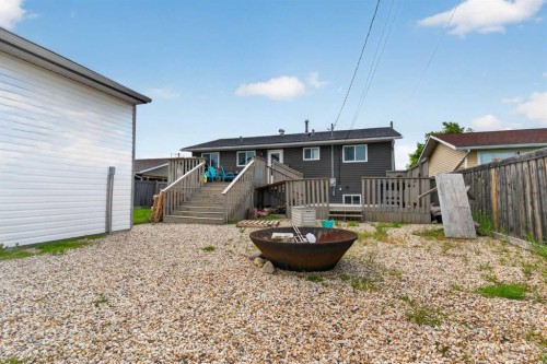 10004-93 Ave, Wembley, AB - Outdoor With Exterior