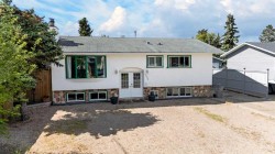 9205 111 Avenue Grande Prairie, AB T8V 3L7