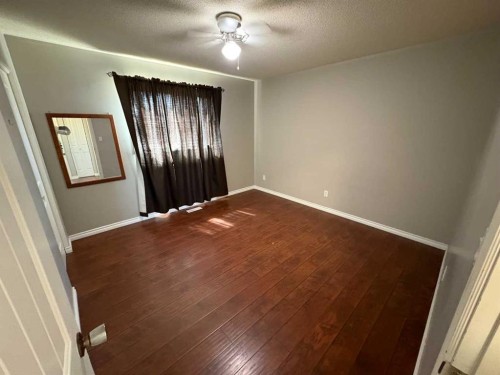 9609 77 Avenue, Peace River, AB 