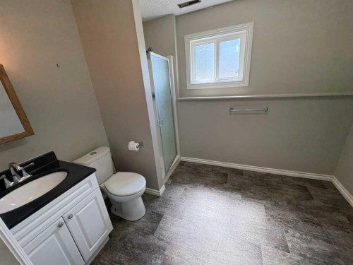 9609 77 Avenue, Peace River, AB 