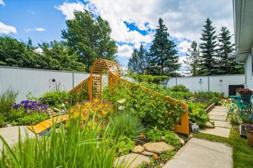 9255 99 Avenue, Grande Prairie, AB 