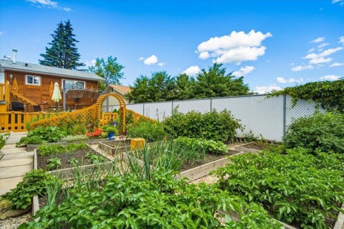 9255 99 Avenue, Grande Prairie, AB 