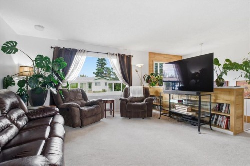 9255 99 Avenue, Grande Prairie, AB 