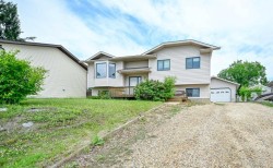 902 Birch Street Beaverlodge, AB T0H 0C0