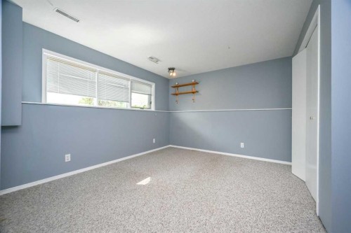 902 Birch Street, Beaverlodge, AB - Indoor Photo Showing Other Room