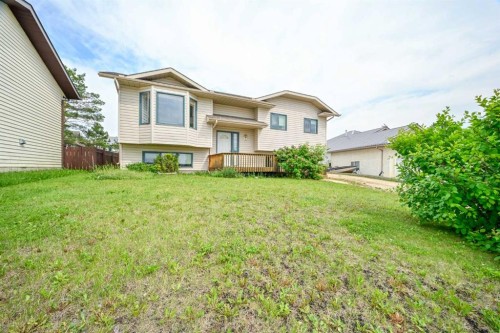902 Birch Street, Beaverlodge, AB - Outdoor