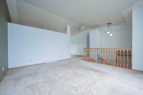 902 Birch Street, Beaverlodge, AB - Indoor Photo Showing Other Room