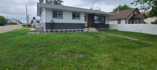 4820 53 Avenue, Grimshaw, AB - Outdoor