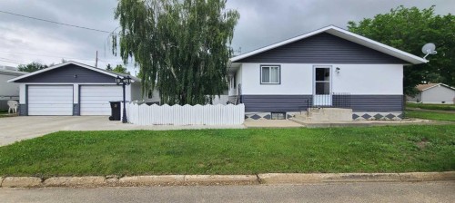 4820 53 Avenue, Grimshaw, AB - Outdoor