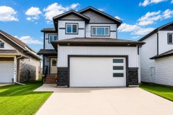 8841 85 A Avenue Grande Prairie, AB T8X 0R5