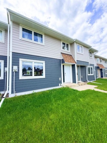 53 97 Avenue, Grande Cache, AB - Outdoor
