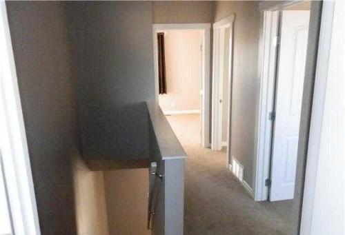 4906-4914 49 Street, Berwyn, AB 
