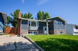 9224 107 Avenue Grande Prairie, AB T8V 3W8