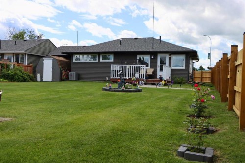 4511 50 Avenue, Valleyview, AB 