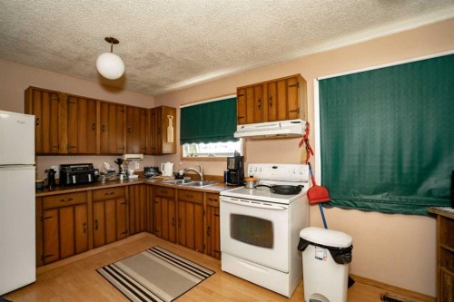 5518 47Ave, Grimshaw, AB 