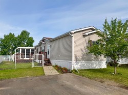 10615 88 Street Grande Prairie, AB T8X 1P5