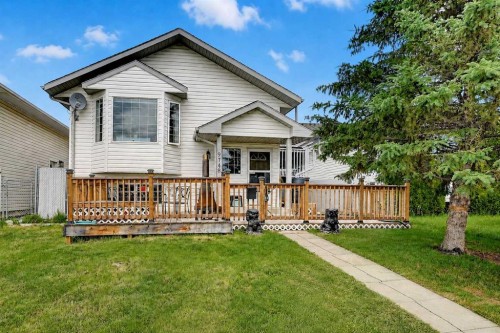 9748 123 Avenue  Grande Prairie, AB T8V 7K9