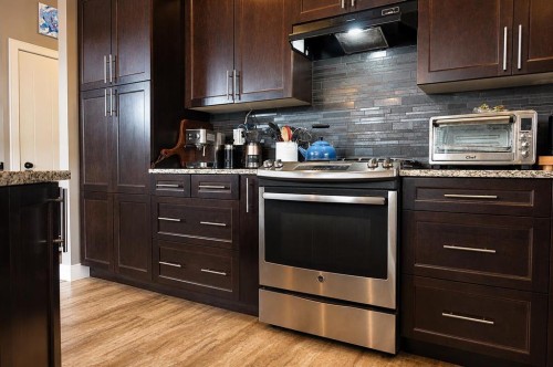 10619 84 Street, Peace River, AB - Indoor Photo Showing Kitchen