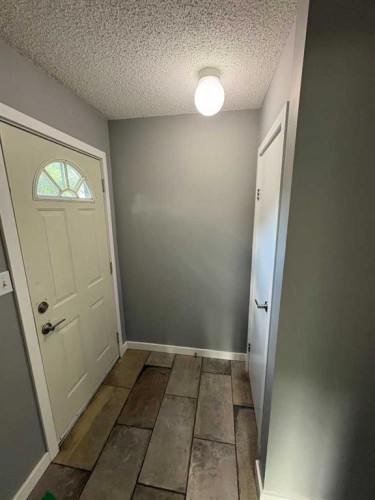 10709 89 Street, Peace River, AB 