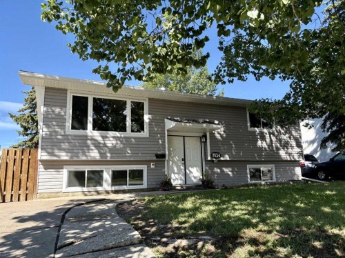 7634 Patterson Drive  Grande Prairie, AB T8V 3Z6