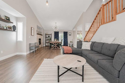 804 Cherry Crescent, Beaverlodge, AB 