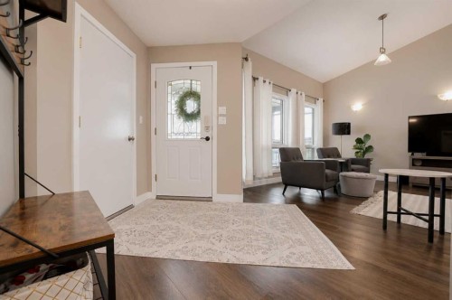 804 Cherry Crescent, Beaverlodge, AB 