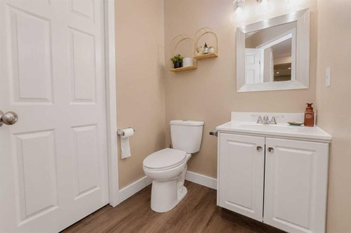 804 Cherry Crescent, Beaverlodge, AB 