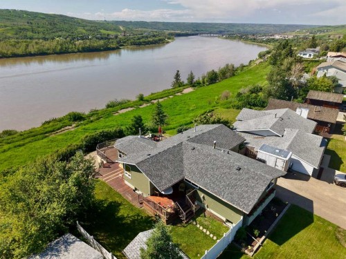 11514 101 Street, Peace River, AB 
