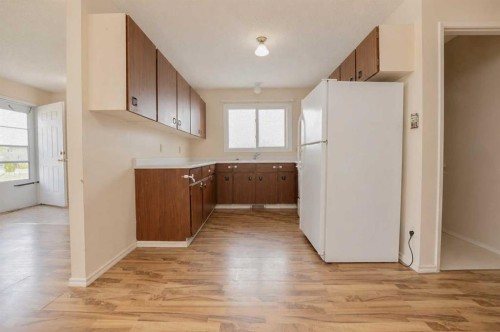 9309 103 Avenue, Grande Prairie, AB - Indoor Photo Showing Other Room