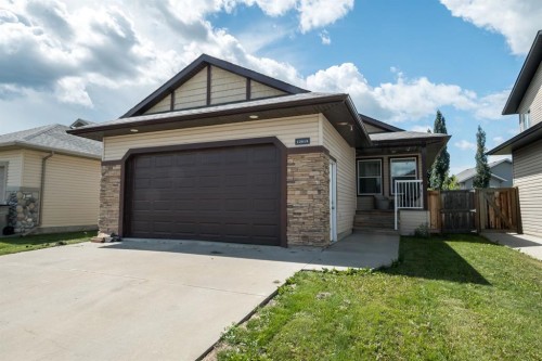 12614 106 Street  Grande Prairie, AB T8V 2M3