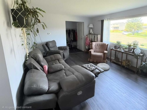 9517 89 Avenue, Peace River, AB - Indoor Photo Showing Living Room