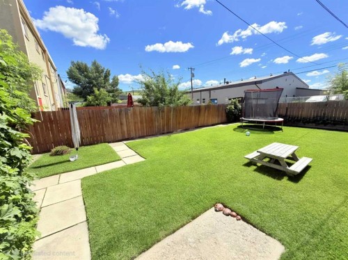 9517 89 Avenue, Peace River, AB - Outdoor With Backyard