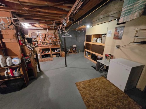 4610 52 Avenue, Grimshaw, AB - Indoor Photo Showing Basement